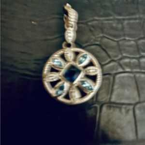 Judith Ripka enhancer